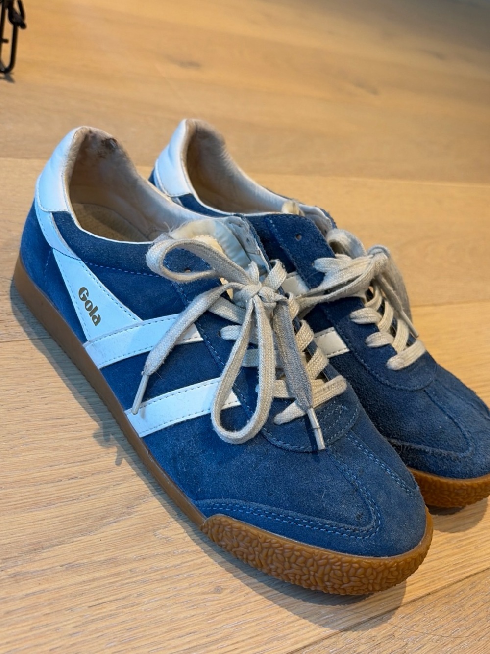 Gola Men’s Blue Suede Classic Trainer